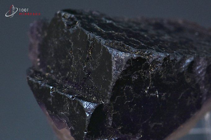 fluorine violette translucide