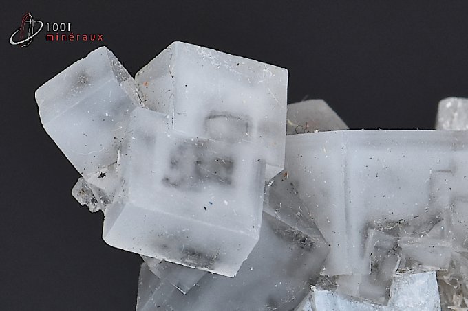 halite-mineraux-cristaux