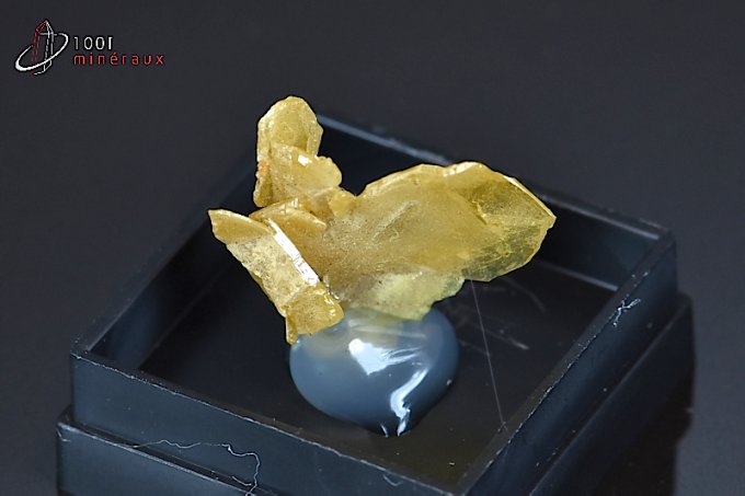wulfenite-cristaux-mineraux