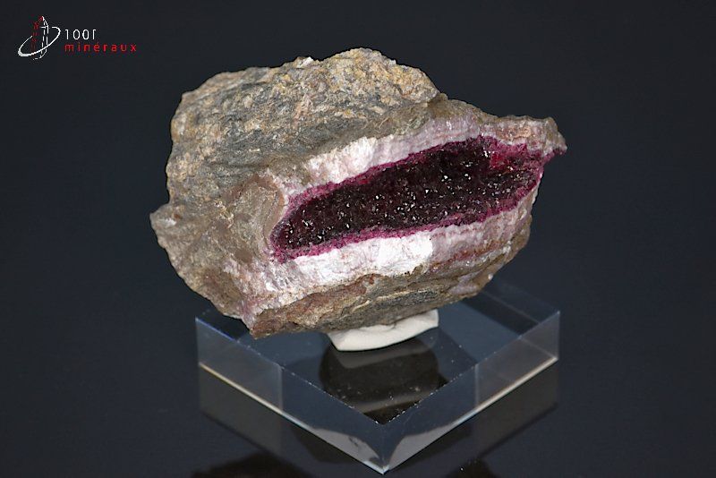 Rosélite - Maroc - minéraux à cristaux 5,3 cm / 106g / BE597
