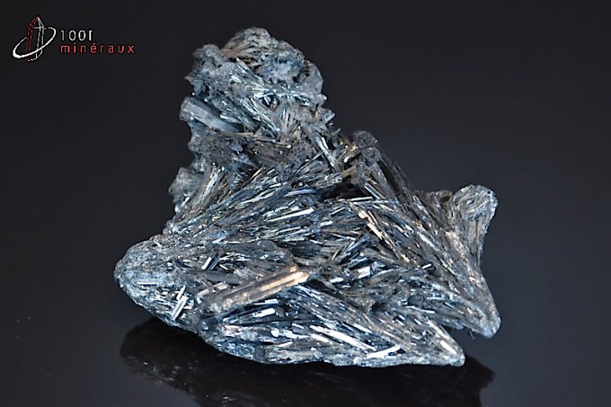 stibine-stibnite-antimonite-mineraux-cristaux