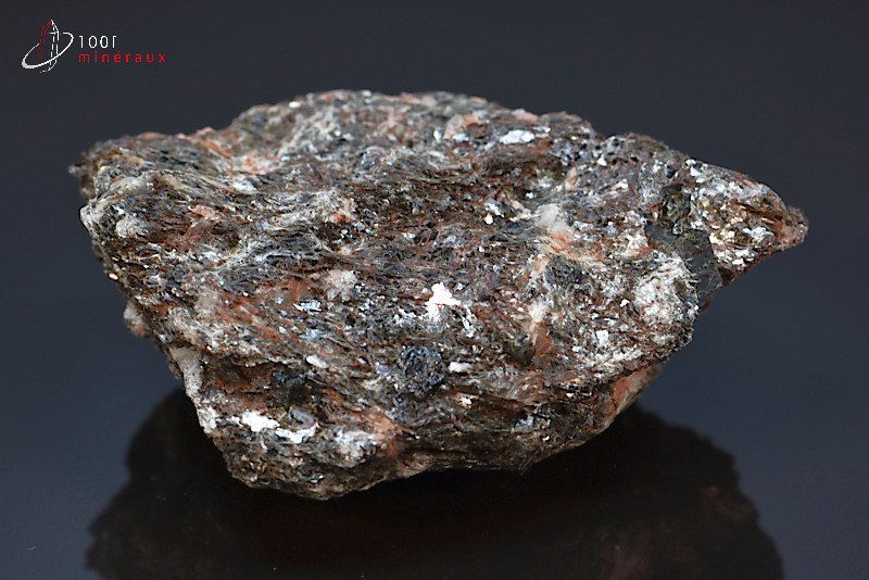 Dravite micacée ou Tourmaline brune- Madagascar - minéraux à cristaux 8 cm / 188g / BE647