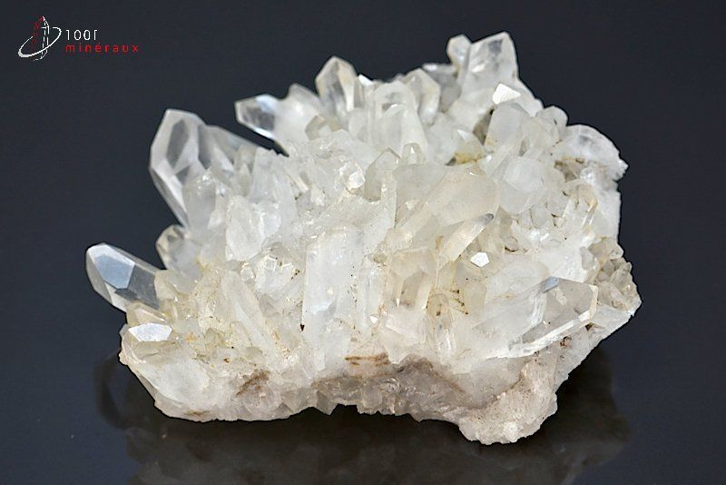 Amas de Cristal de roche - France - minéraux à cristaux 8,8 cm / 241g / BE694