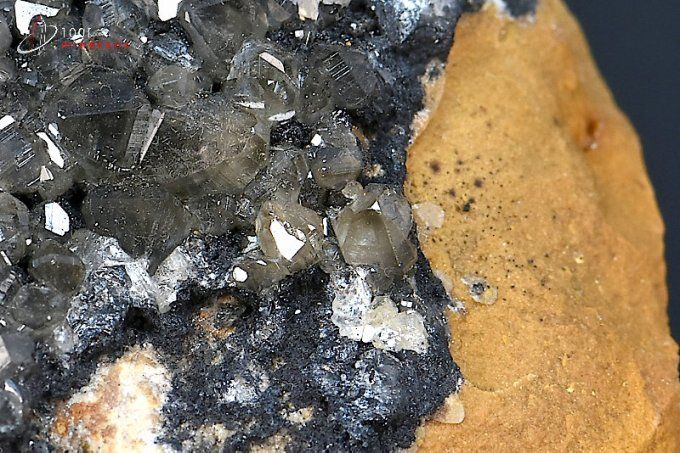 cristaux de cerusite sur galene