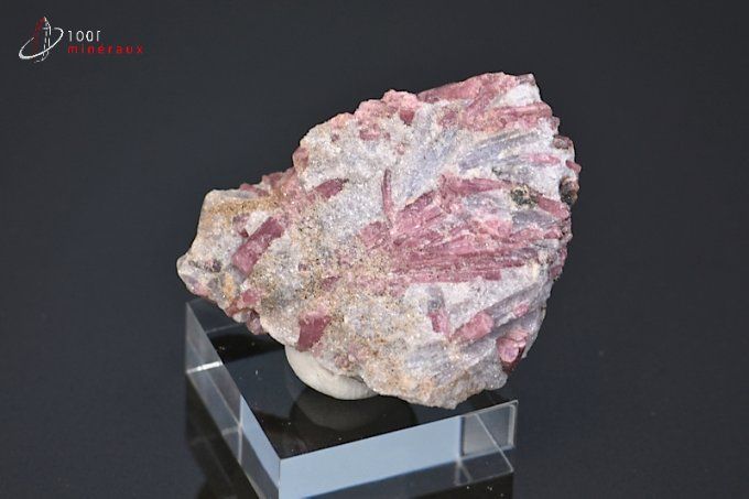 cristaux-rubellite-tourmaline-mineraux