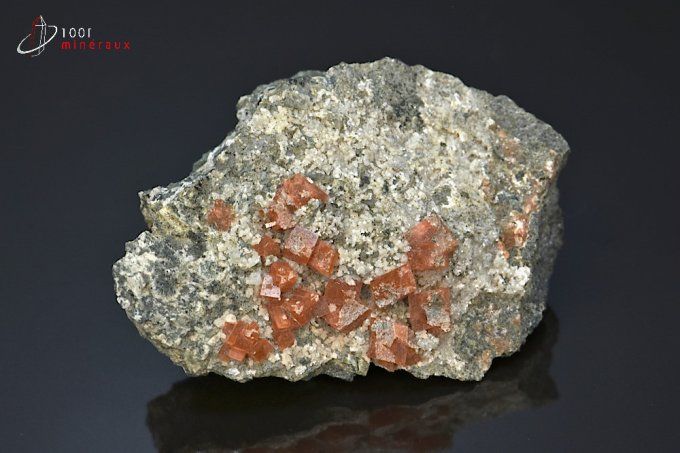 cristaux pseu-cubiques de chabazite calcium