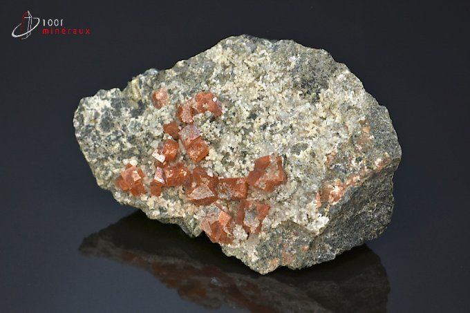 cristaux pseu-cubiques de chabazite calcium