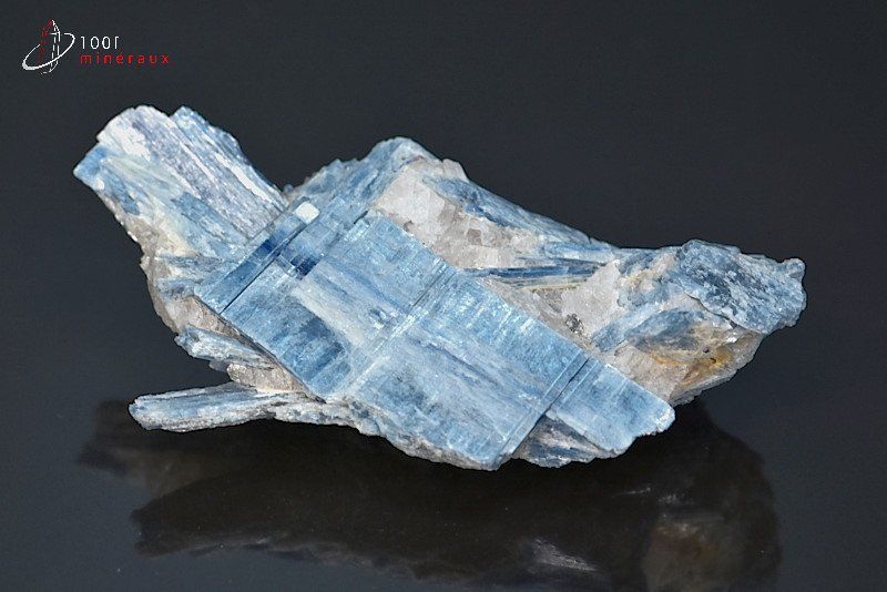 Disthène (ou Kyanite) - Brésil - minéraux à cristaux 7,6 cm / 79g / BE924