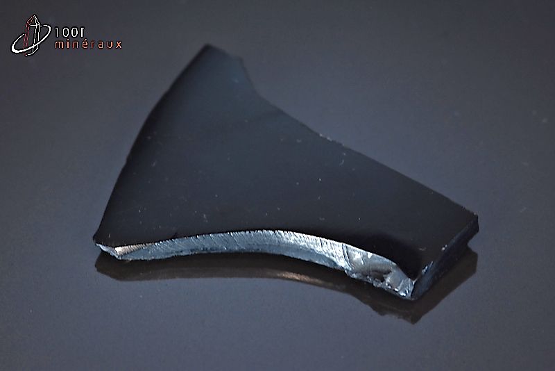 Jais poli - Mongolie - minéraux polis 5,4 cm / 8g / BF149