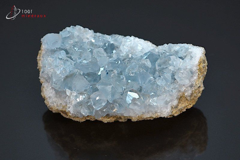 Célestine - Madagascar - minéraux à cristaux 6,9 cm / 135g / BF239