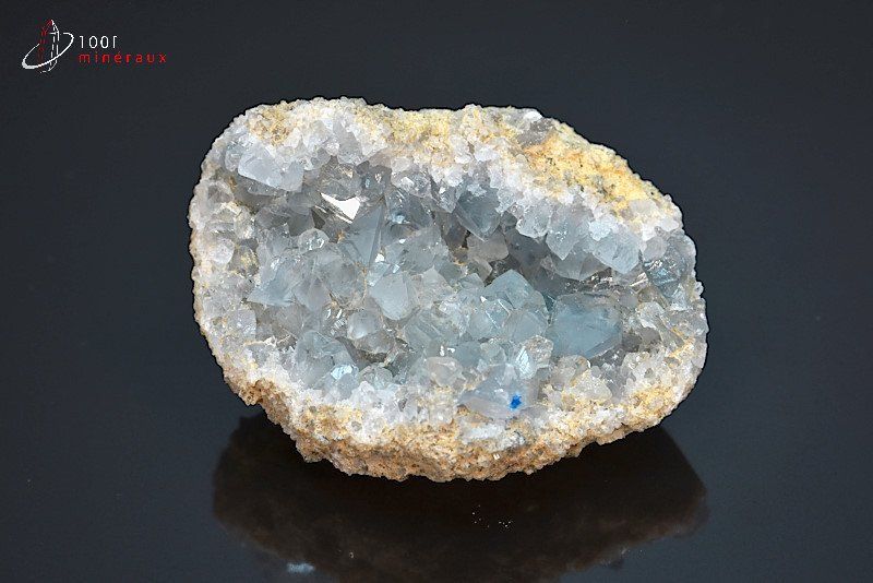 Célestine - Madagascar - minéraux à cristaux 6,2 cm / 143g / BF242