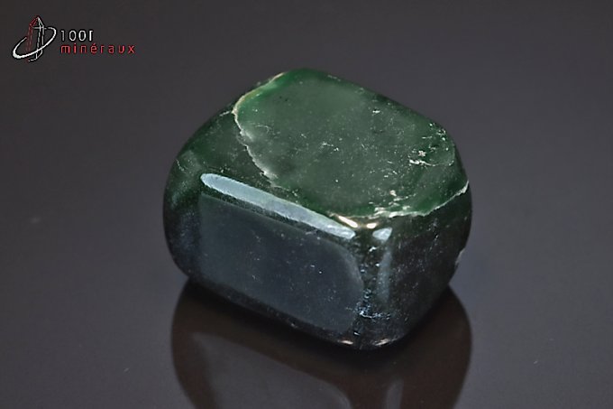 jade-nephrite-mineraux