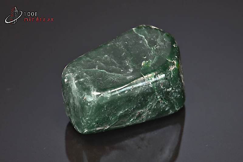 Jade néphrite poli - Pakistan - minéraux polis 3,7 cm / 45g / BF591