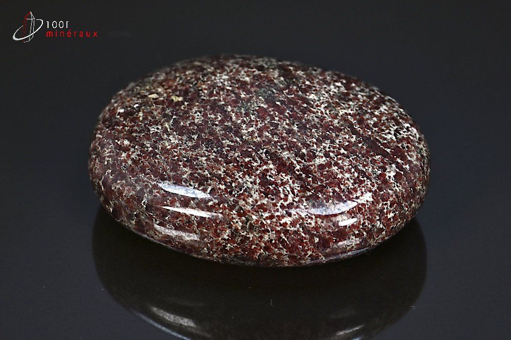 Grenat galet poli - Madagascar - minéraux polis 6 cm / 131g / BF885