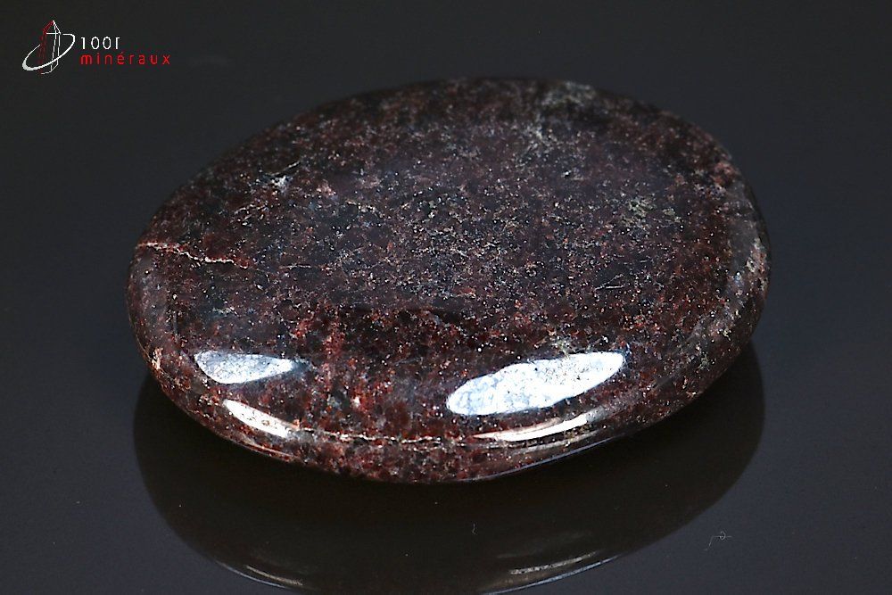 Grenat galet poli - Madagascar - minéraux polis 6,7 cm / 136g / BF888