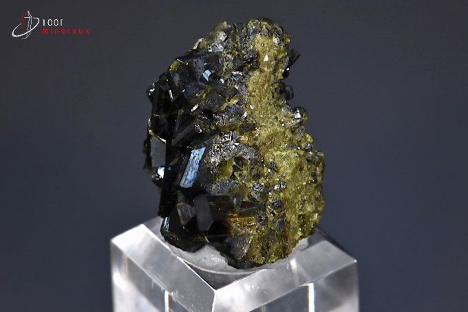 epidote-mineraux-cristaux
