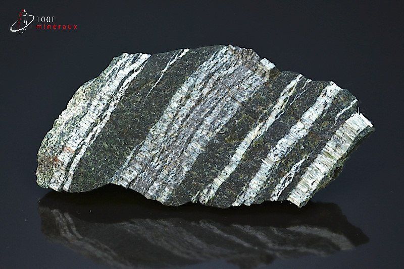 Serpentine brute - Brésil - minéraux bruts 7 cm / 141g / BH826