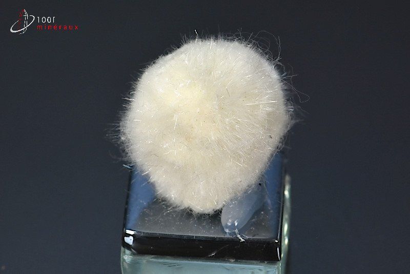 Okénite - Inde - minéraux à cristaux 2,3 cm / 8g / BH882