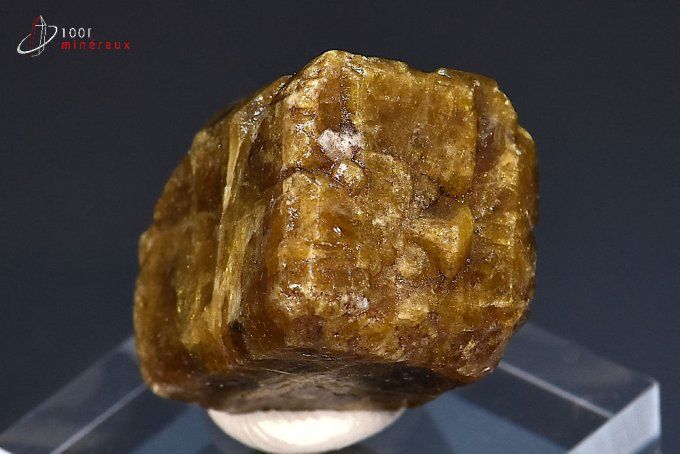 grand cristal de vesuvianite