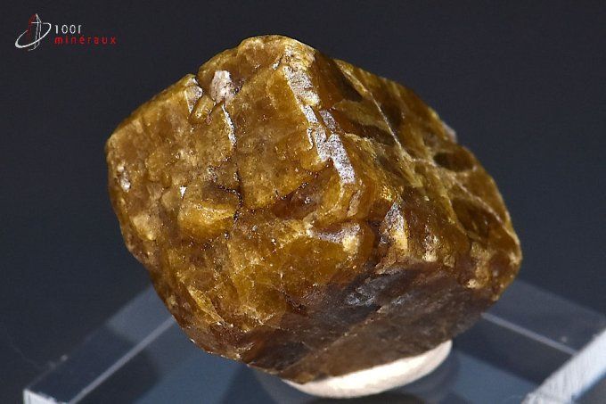 grand cristal de vesuvianite