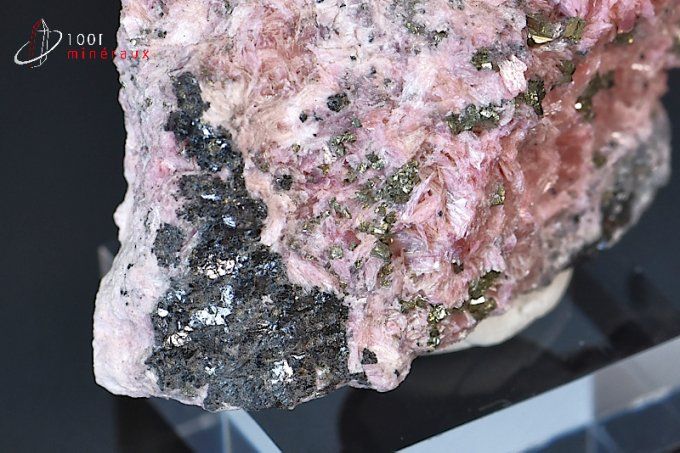 rhodonite-mineraux-cristaux