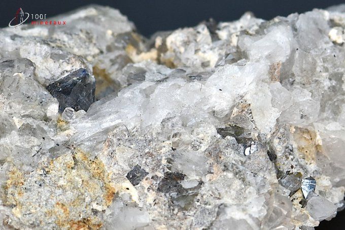 cristaux anatase sur quartz