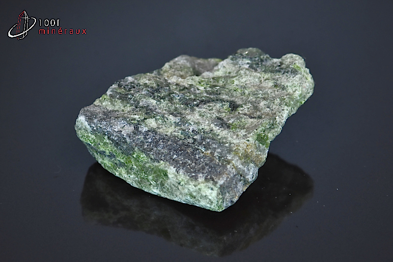 Diopside brut - Brésil - minéraux à cristaux 3,5 cm / 36g / BJ545