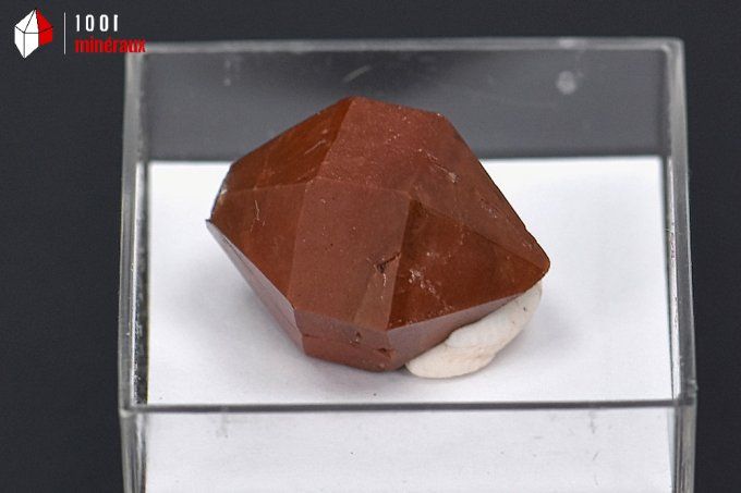 hyacinthe_zircon_mineraux_cristaux