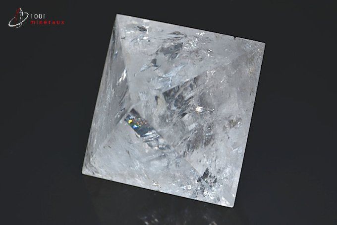 octaedre en cristal de roche