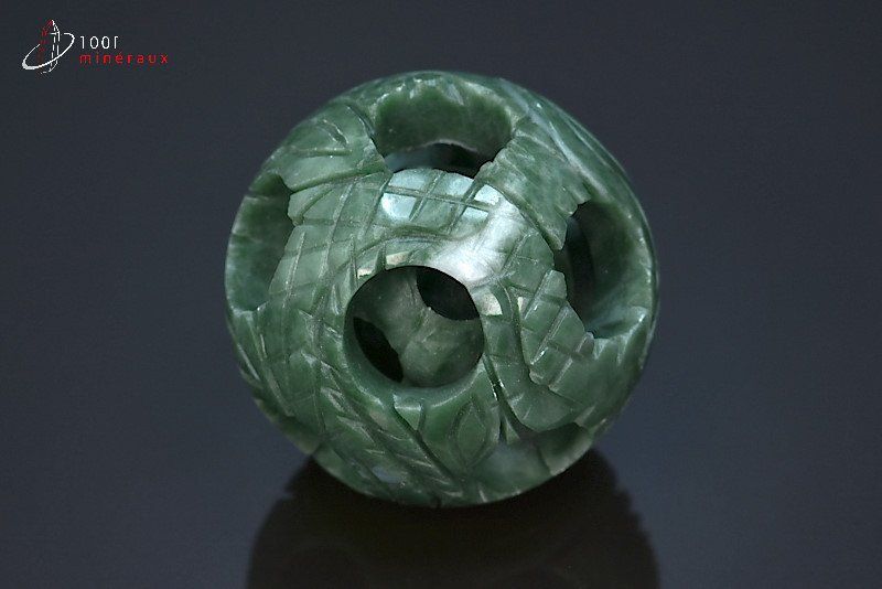 Boule de Canton en Jade - Chine - pierres et minéraux de décoration 5,4 cm / 106g / BK745