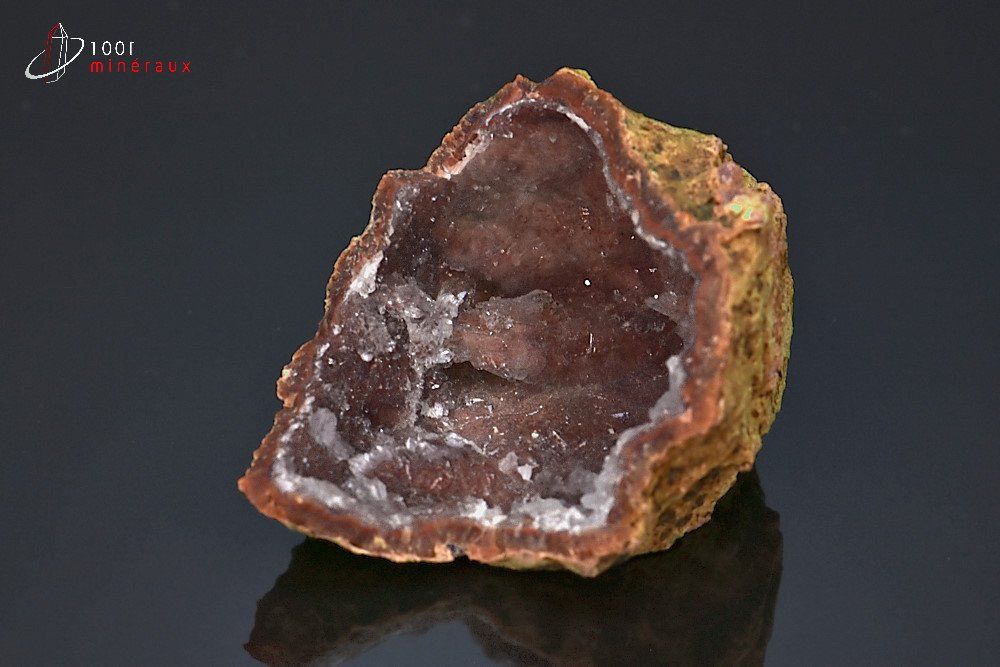Géode de Calcédoine rouge - Maroc - minéraux à cristaux 5 cm / 68g / BK848