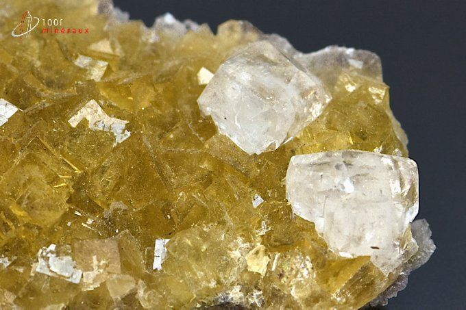 cristaux de calcite sur fluorine jaune