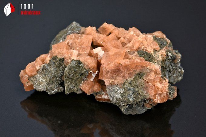 chabazite_calcium_mineraux_cristaux