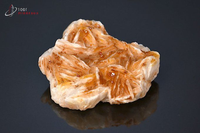 cristaux de vanadinite sur baryte