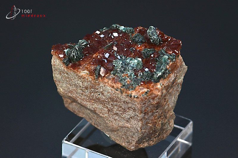 Grenat Hessonite - Italie - minéraux à cristaux 3,4cm / 50g / BL511