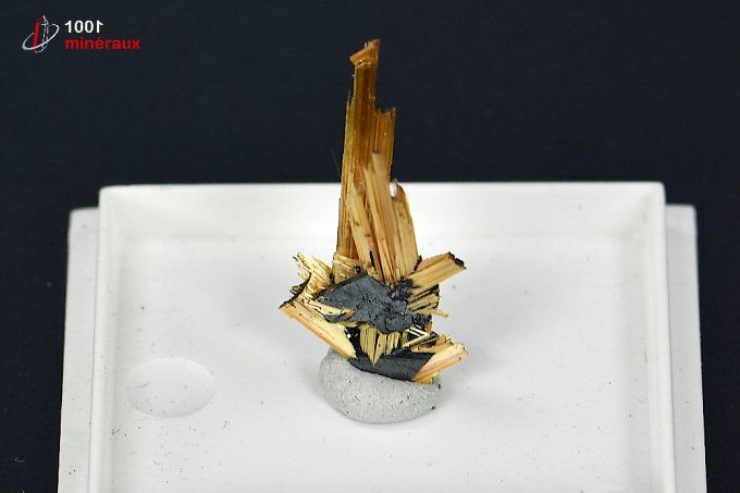 rutile_ilmenite_cristaux_mineraux