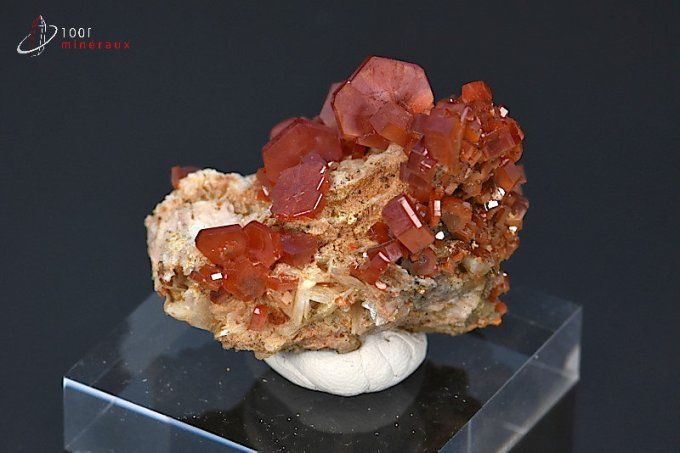 grands cristaux rouges de vanadinite