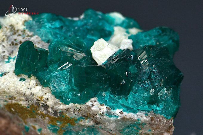 cristaux dioptase mineraux