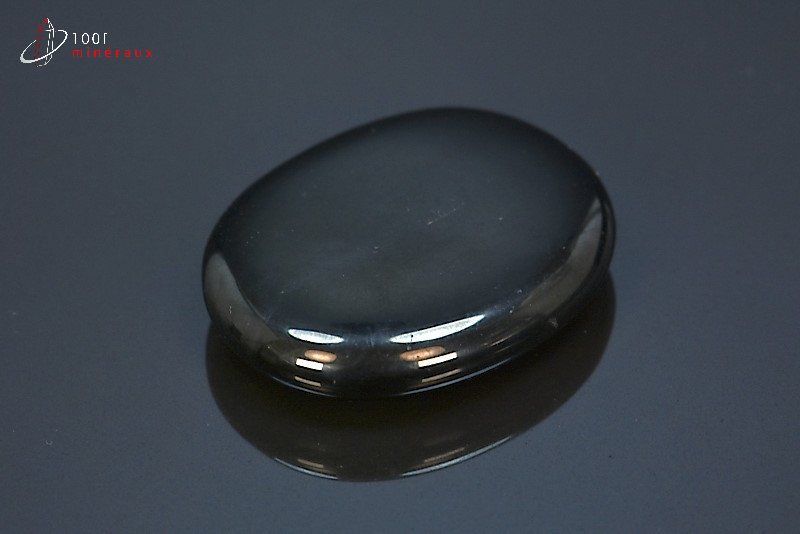 Jais poli - Chine - pierres polies 3,9 cm / 11g / BM194