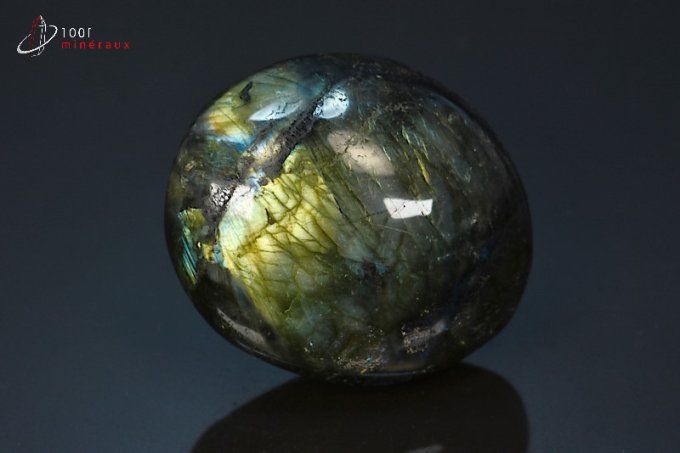 galet de labradorite polie