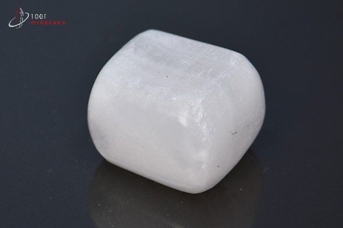 pierre de manganocalcite polie