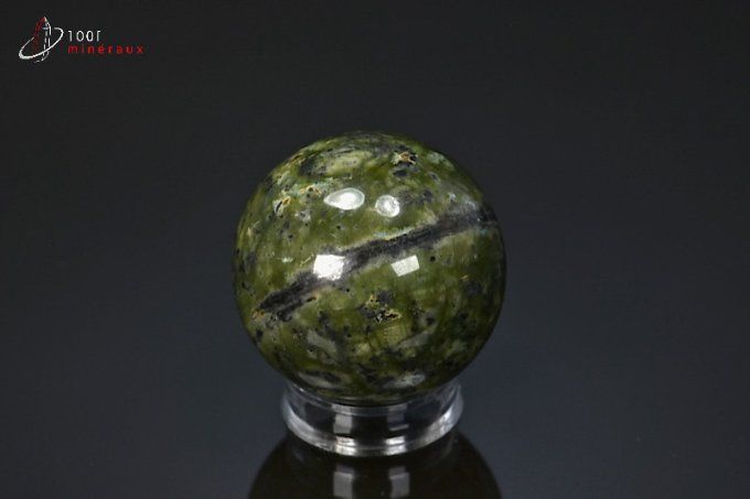 sphere polie jade nephrite mineraux