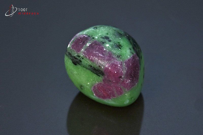Zoïsite à rubis polie- Tanzanie - pierres polies 2,5 cm / 39g / BM94