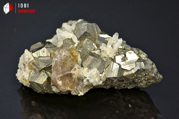 pyrite_quartz_dodecaedrique_mineraux_cristaux