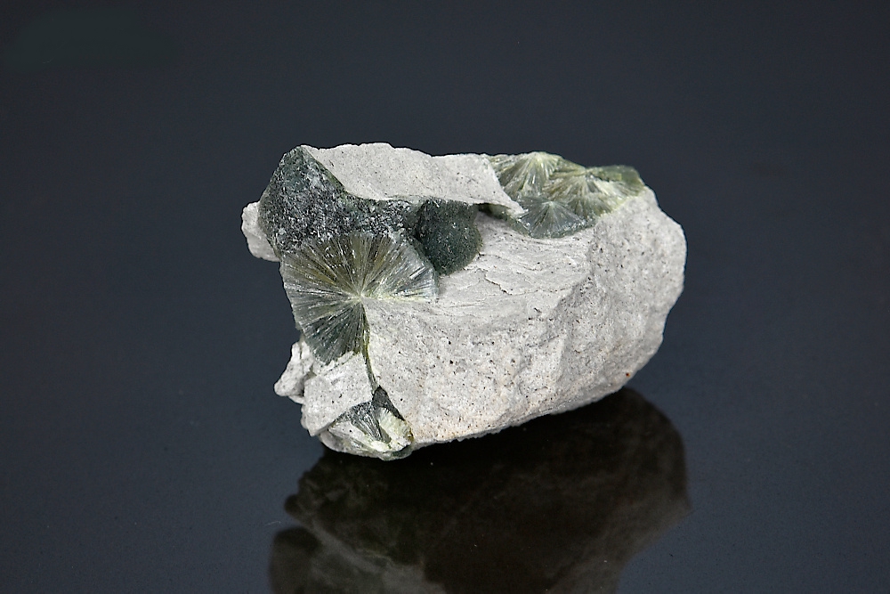 Wavellite
