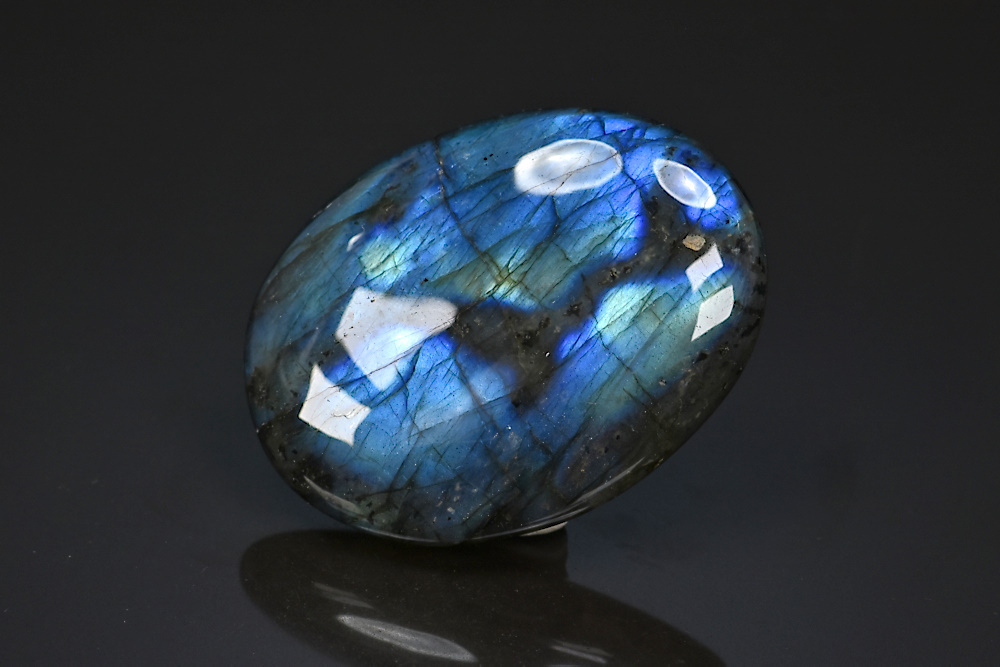 Labradorite polie